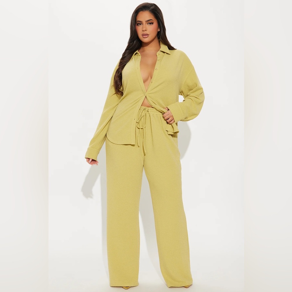 On The Run Textured Pant Set - Chartreuse